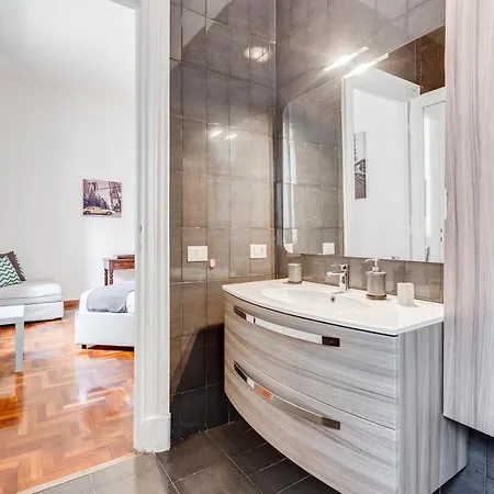 Appartement Large And Bright Amazing View Basilica San Giovanni In Laterano Rome