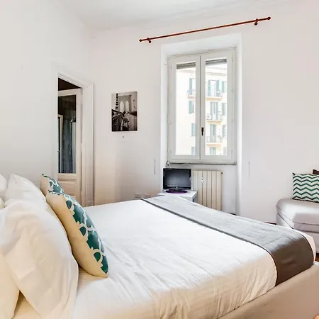 Large And Bright Amazing View Basilica San Giovanni In Laterano Appartement Rome